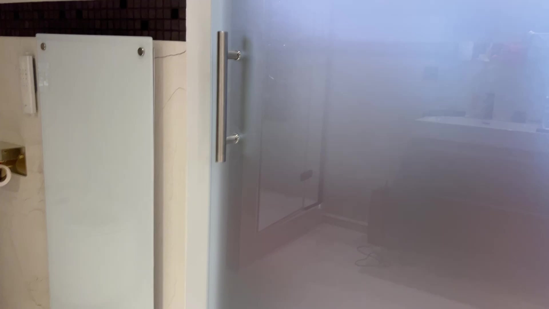 Pussyeating dykes enjoy POV licking of wet cunts